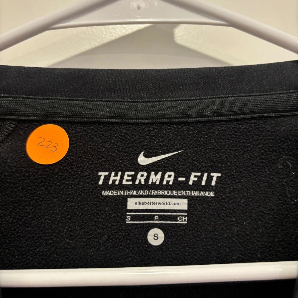 Nike Therma-FIT Sweatshirt Womens Small‎ Black Fleece Pullover Kangaroo Pocket